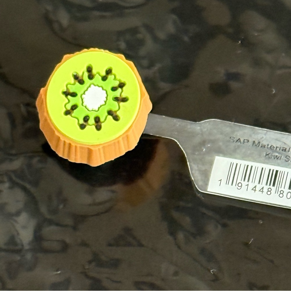Crocs Jibbitz Kiwi Slice Charm